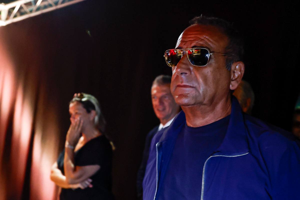 Carlo Conti nel backstage