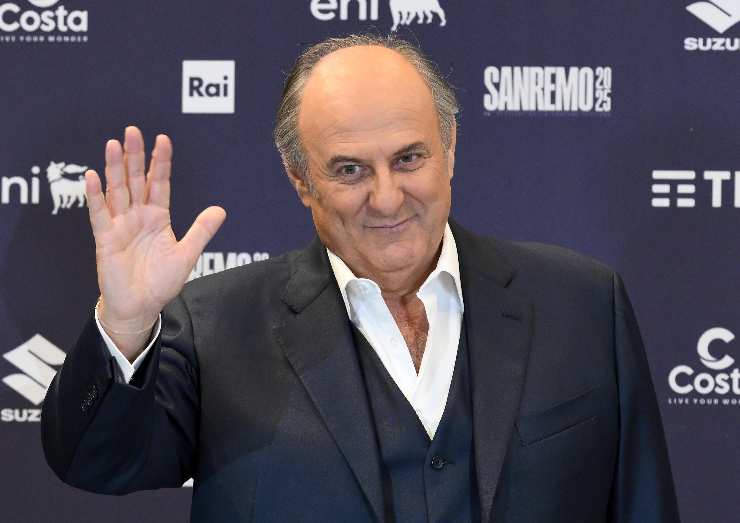 gerry scotti saluta