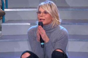 Maria De Filippi alterata a Uomini e Donne