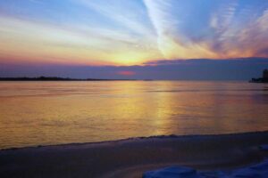 Tramonto sul mare